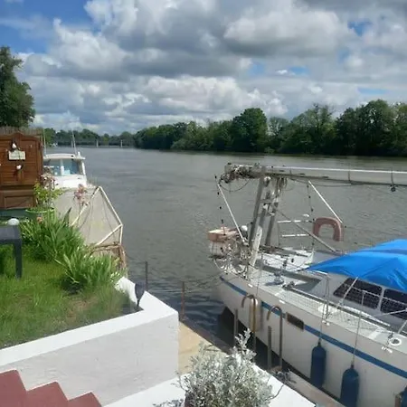 Petite Maison Bord De La Seine *